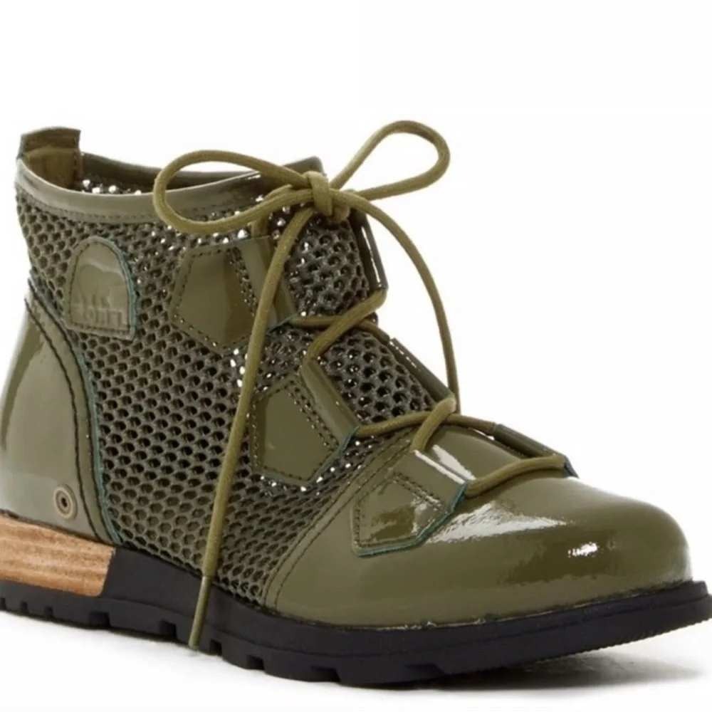 Sorel Ankle Boots Womens 9 Major Lace Green Patent‎ Leather Mesh Military Combat